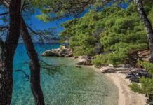 Baška Voda – popolna destinacija za prvi letošnji oddih na morju https://baskavoda.hr/sl